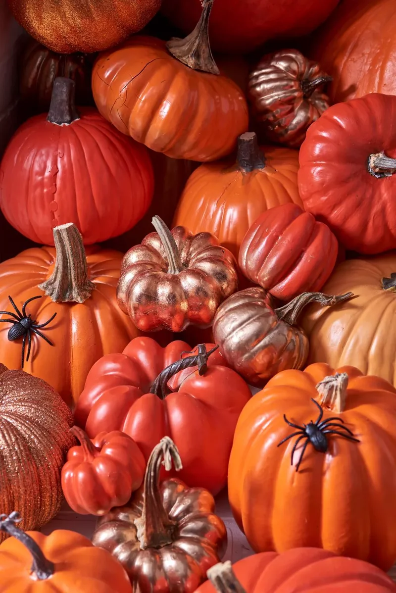 46 Creative Pumpkin Painting Ideas for Fall Home Decor 29 Vibrant Cluster of Pumpkins
