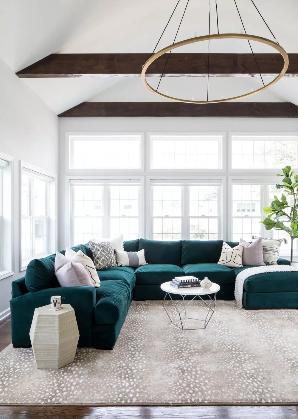 38 Stunning Sofa Ideas That'll Transform Your Living Room Style 11 Vibrant Velvet