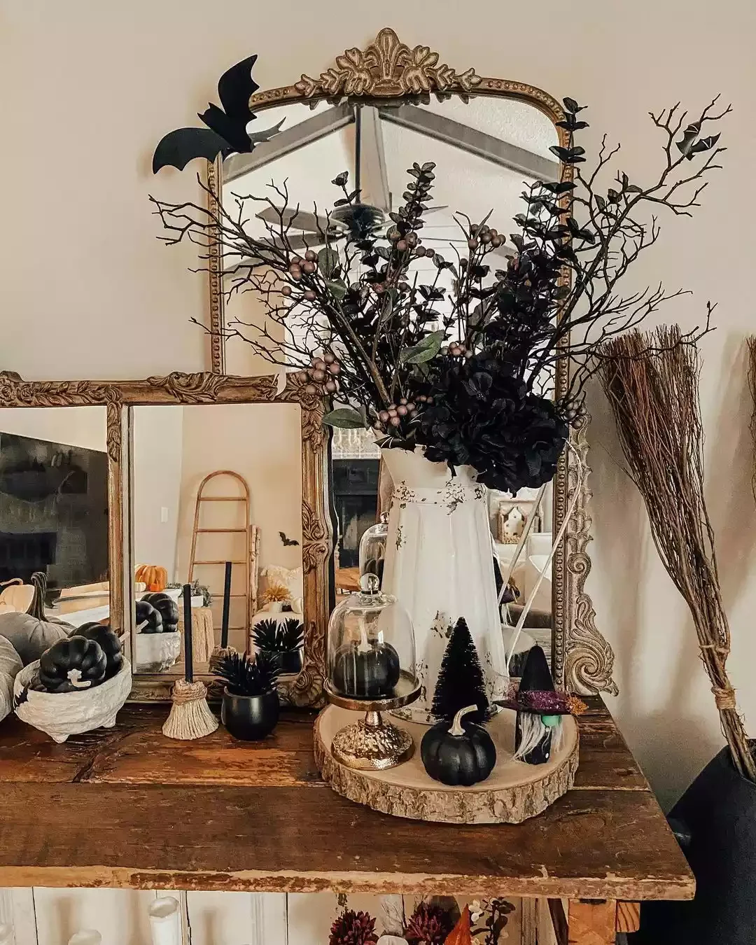 28 Creative Halloween Decorating Ideas You'll Want to Try Right Now 18 Vignettes Tinged Black