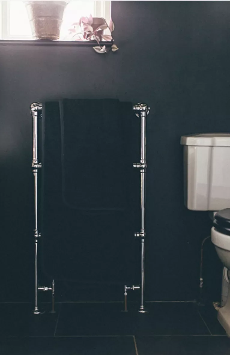 25 Creative Ways to Display Towels That Transform Your Bathroom Storage 4 Vintage Towel Rack