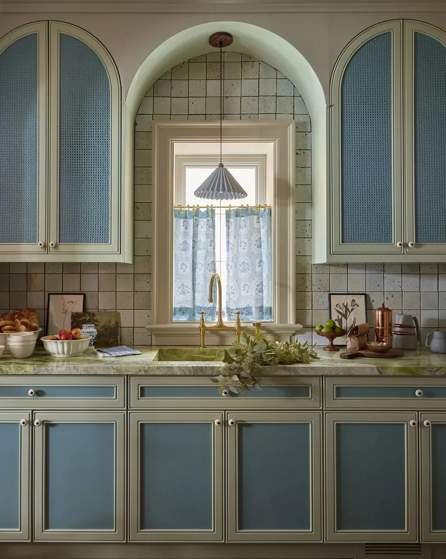 36 Stunning Kitchen Cabinet Hardware Ideas That Transform Your Space Vintage White