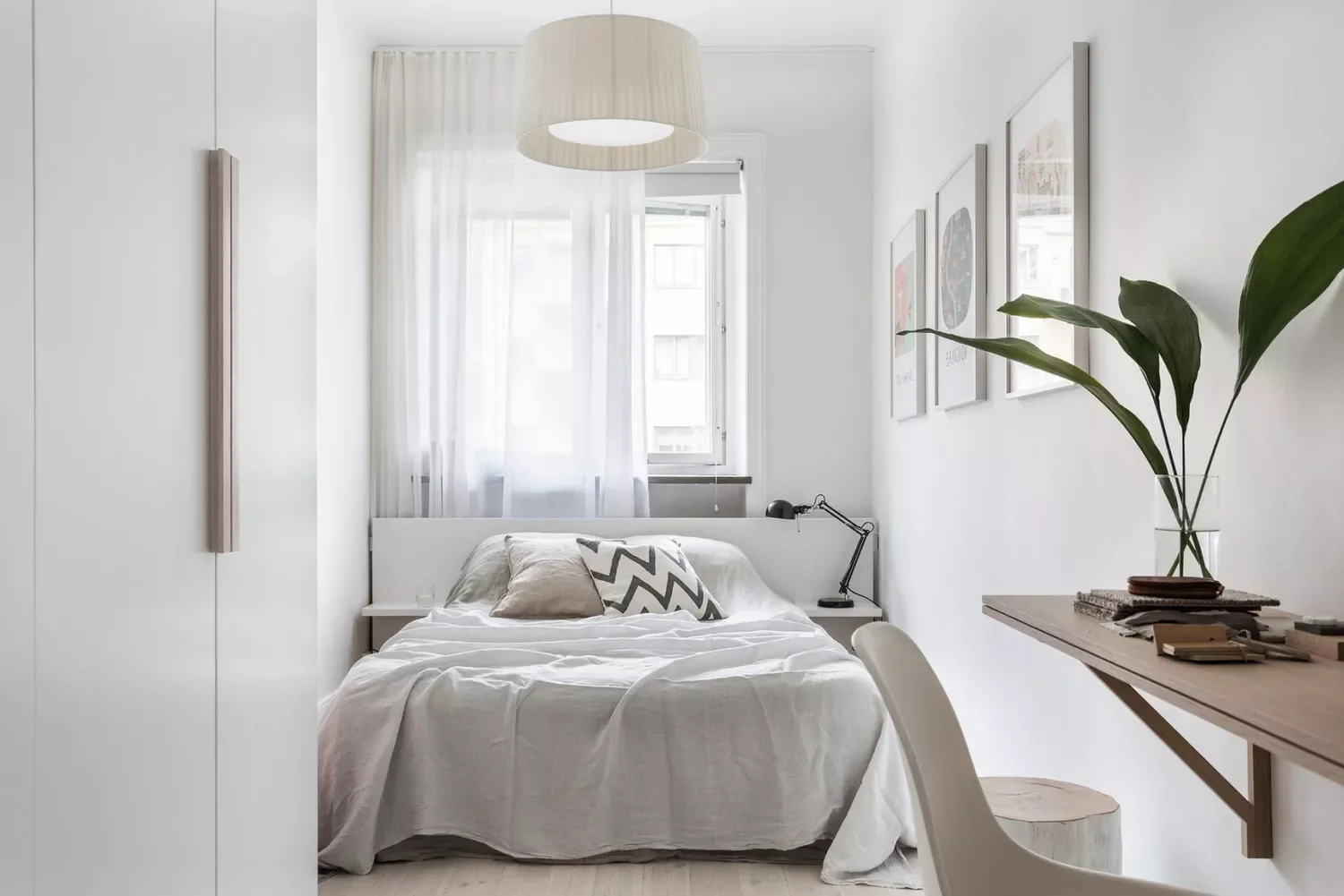 23 Clever Small Bedroom Layouts That Transform Tiny Spaces Into Cozy Retreats 12 Wall-to-Wall Headboard