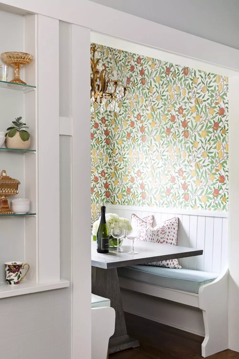 37 Stunning Kitchen Wallpaper Ideas That Will Transform Your Space Wallpaper the Dining Nook