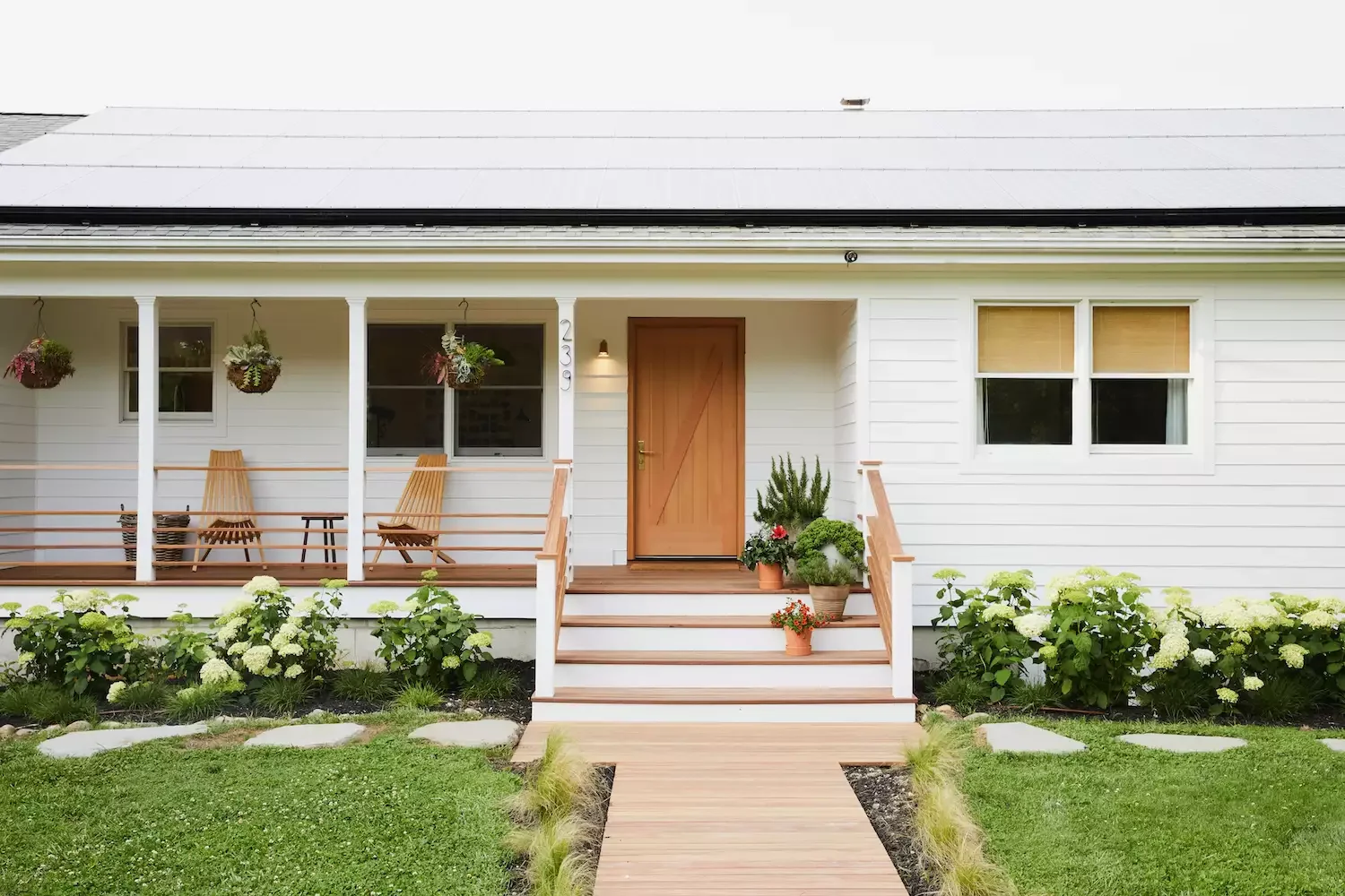 62 Warm and Inviting Front Porch Design Ideas That Welcome Everyone Home 46 Warm Up With Plants