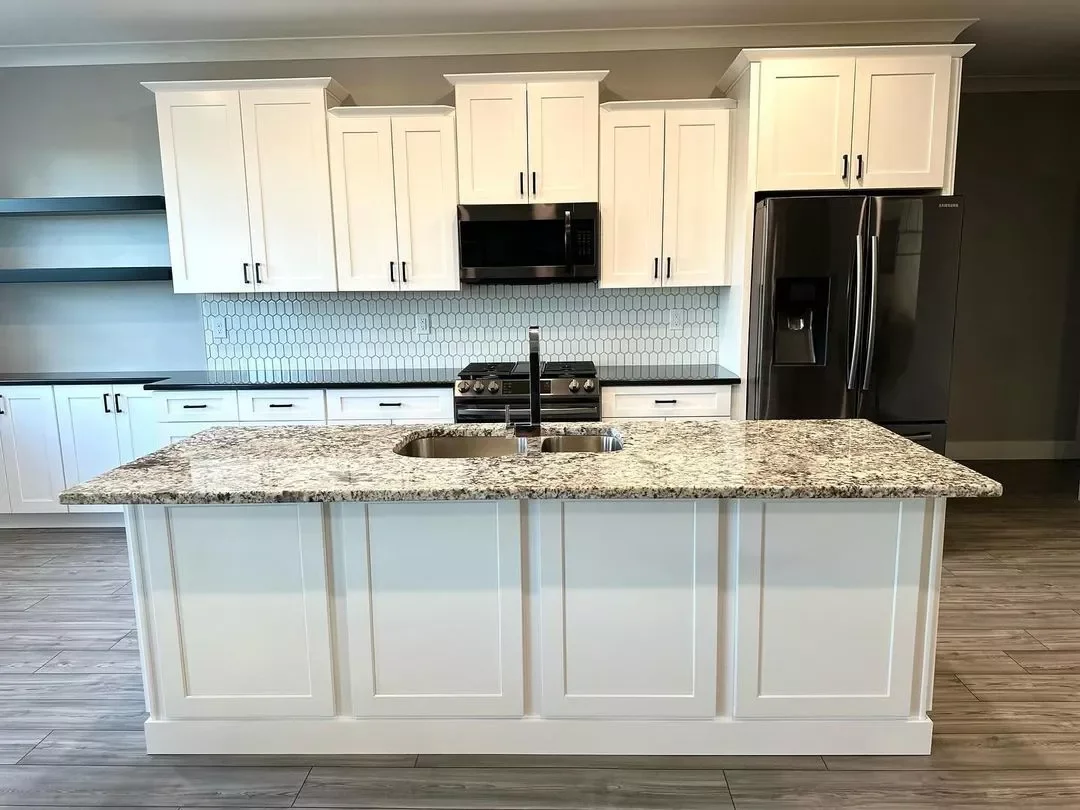 37 Stunning Backsplash Ideas That Make White Cabinets and Granite Countertops Shine Wavy Pattern
