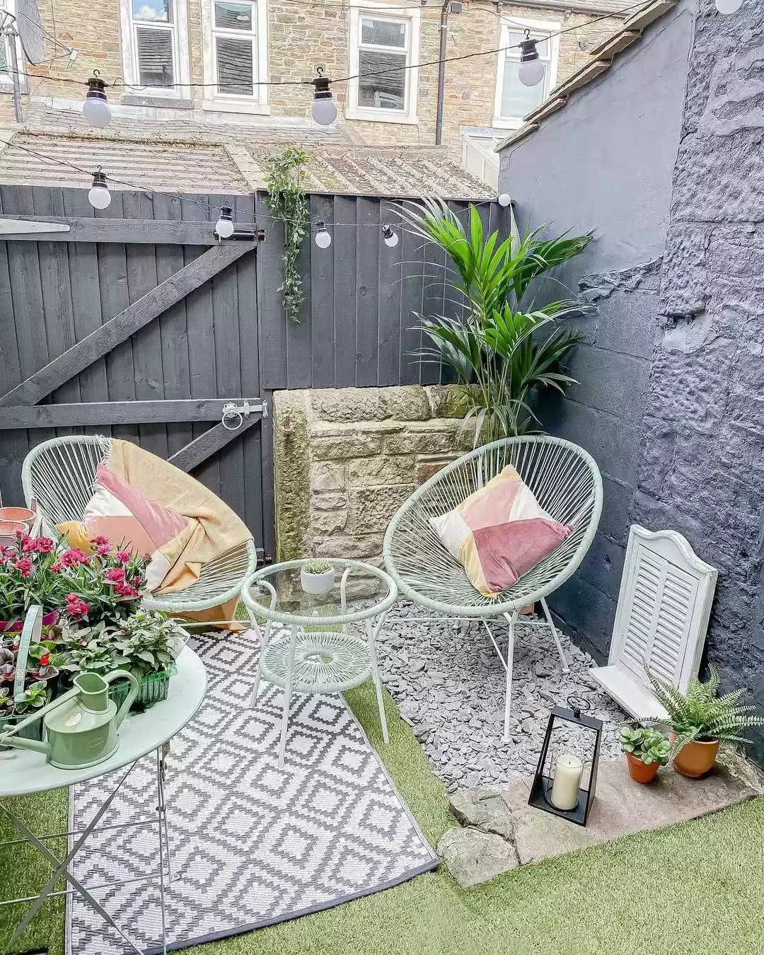 26 Outdoor Privacy Screen Ideas That Create a Private Sanctuary Weathered Fence Finish