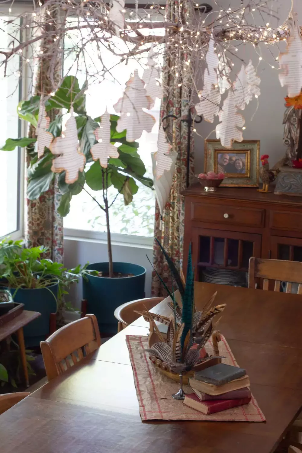 50 Stunning Fall Decorating Ideas That'll Make Your Home Feel Like Autumn Magic 27 Whimsical Fall Chandelier
