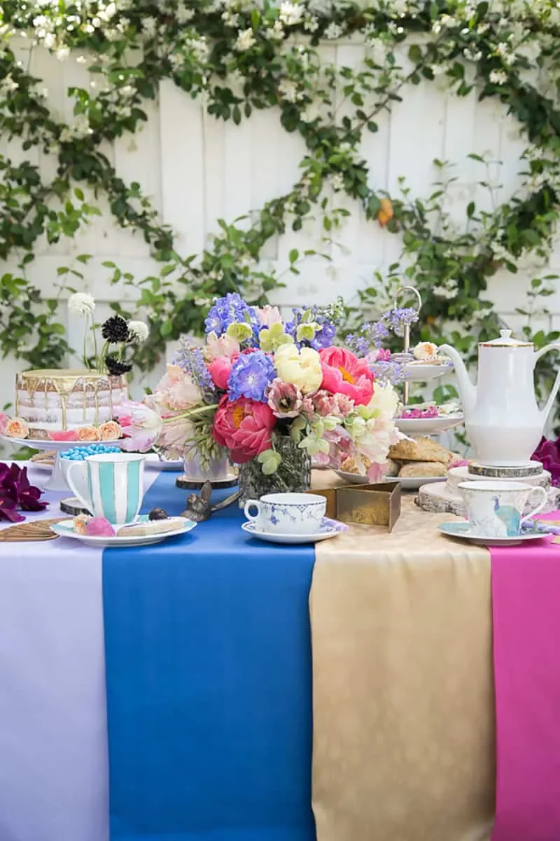 34 Stunning Tablescape Ideas to Transform Your Dining Experience All Year Long Whimsical Tablescape