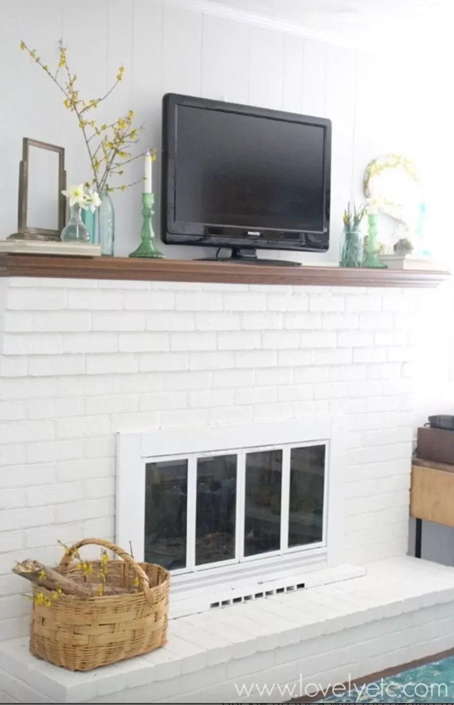 42 Stunning White Brick Fireplace Ideas That Will Transform Your Living Space 33 White Firebox Insert