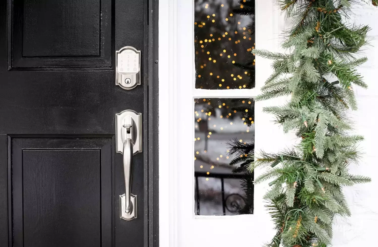 68 Christmas Front Porch Ideas That Make Your Home the Envy White Lights