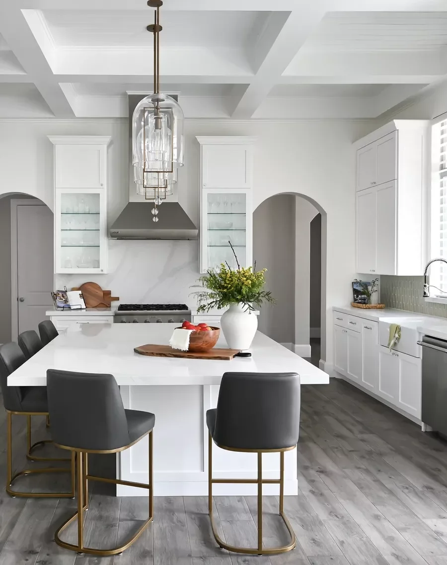35 Stunning White and Gold Kitchen Designs for Ultimate Luxury White and Gold Kitchen With Mixed Metals