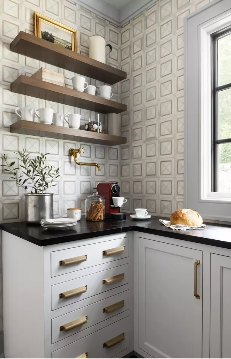 35 Stunning White and Gold Kitchen Designs for Ultimate Luxury White and Gold Kitchen With Oversized Hardware