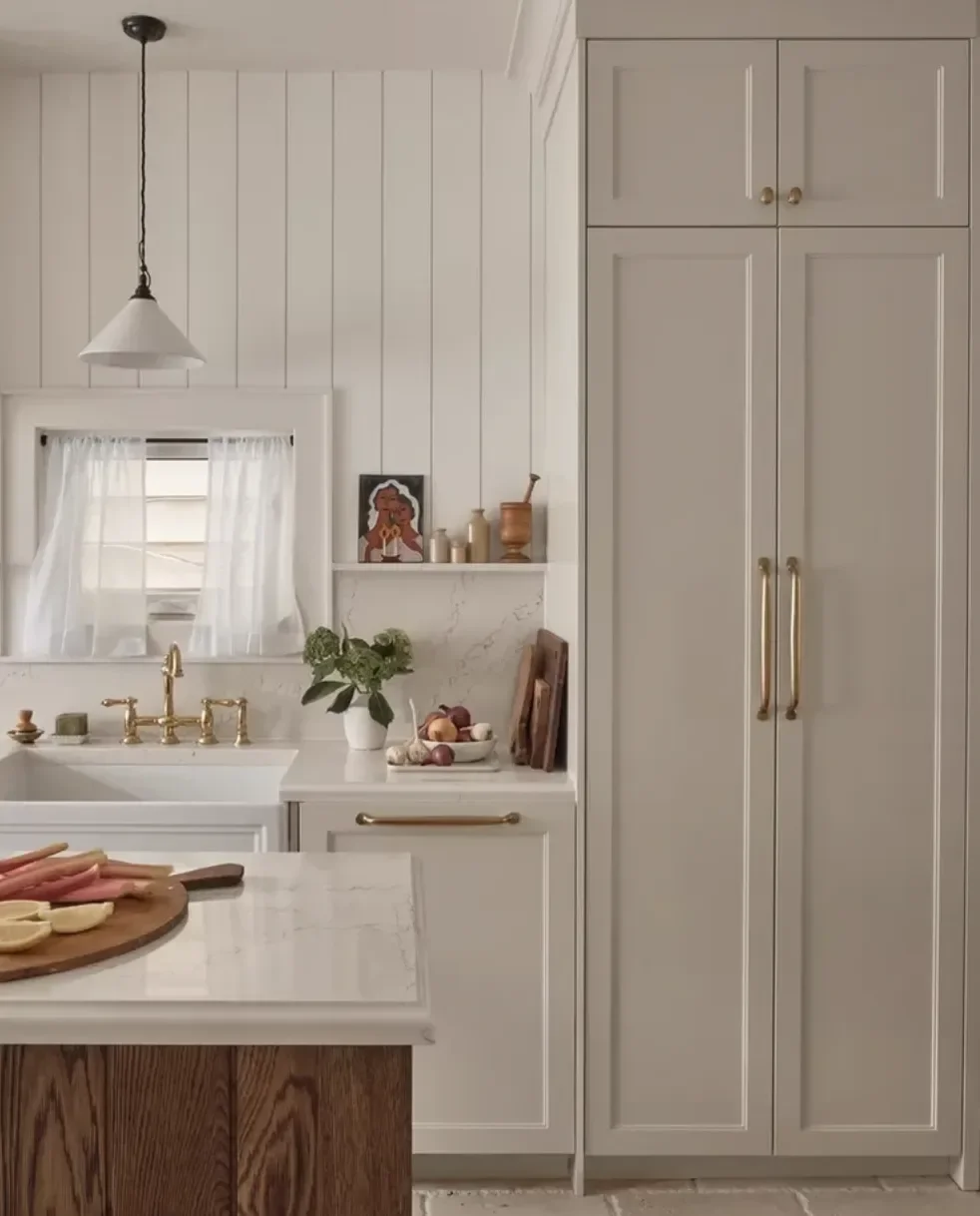 35 Stunning White and Gold Kitchen Designs for Ultimate Luxury White and Gold Kitchen With Shiplap