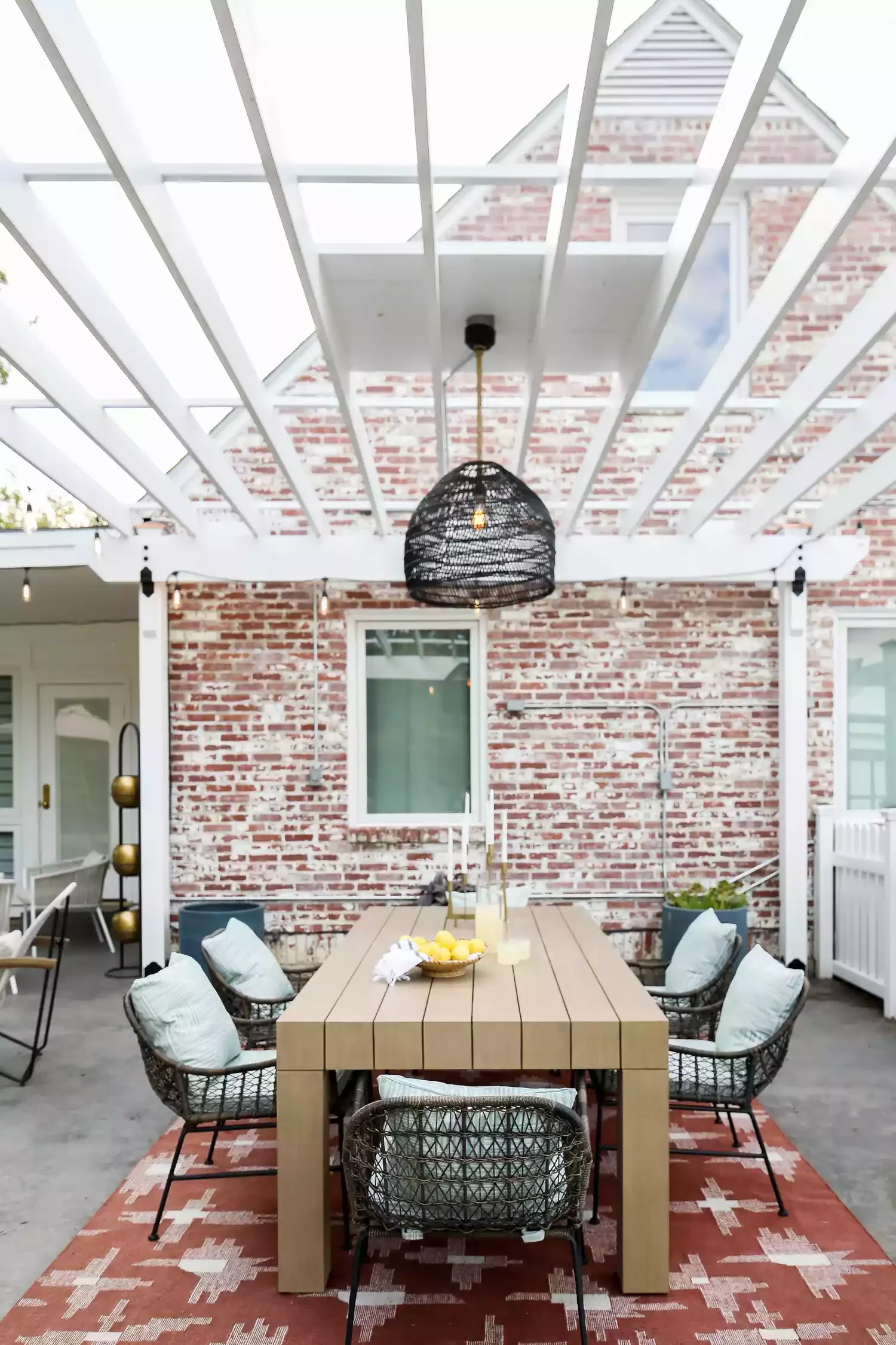 20 Stunning Modern Pergola Designs That'll Transform Your Outdoor Living Space 19 Whitewashed Pergola