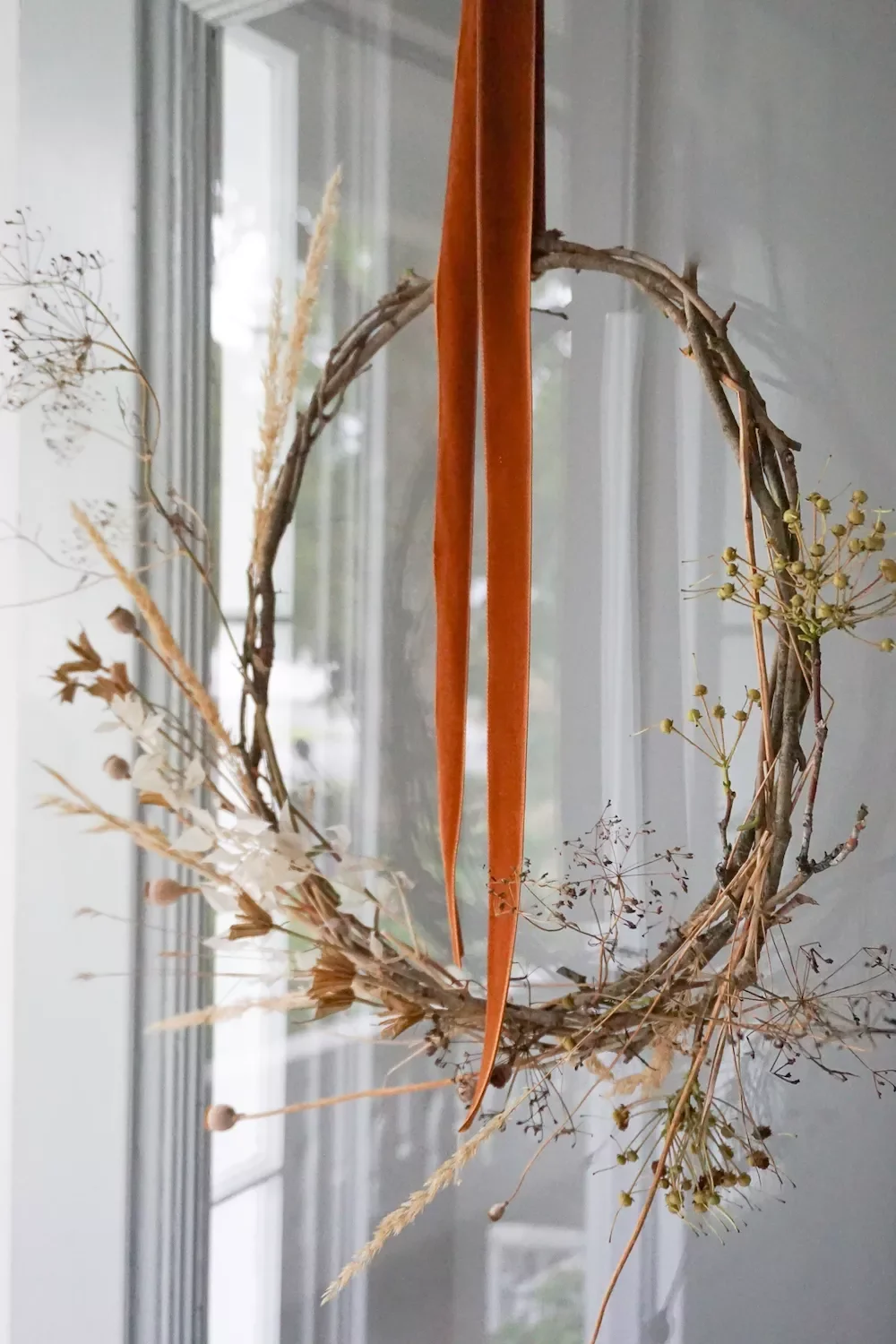 66 Beautiful Fall Wreath DIY Ideas to Welcome Autumn Into Your Home 61 Wild Scavenged DIY Wreath