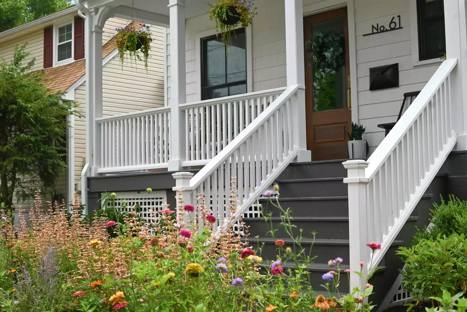 8 Beautiful Grass-Free Front Yard Ideas That Will Transform Your Outdoor Space Wildflower Garden