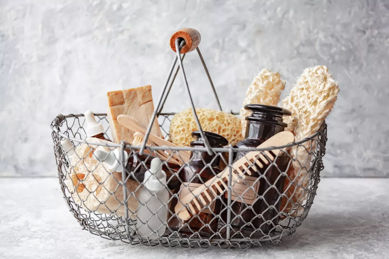11 Smart Ways to Organize Your Medicine Collection Wire Baskets