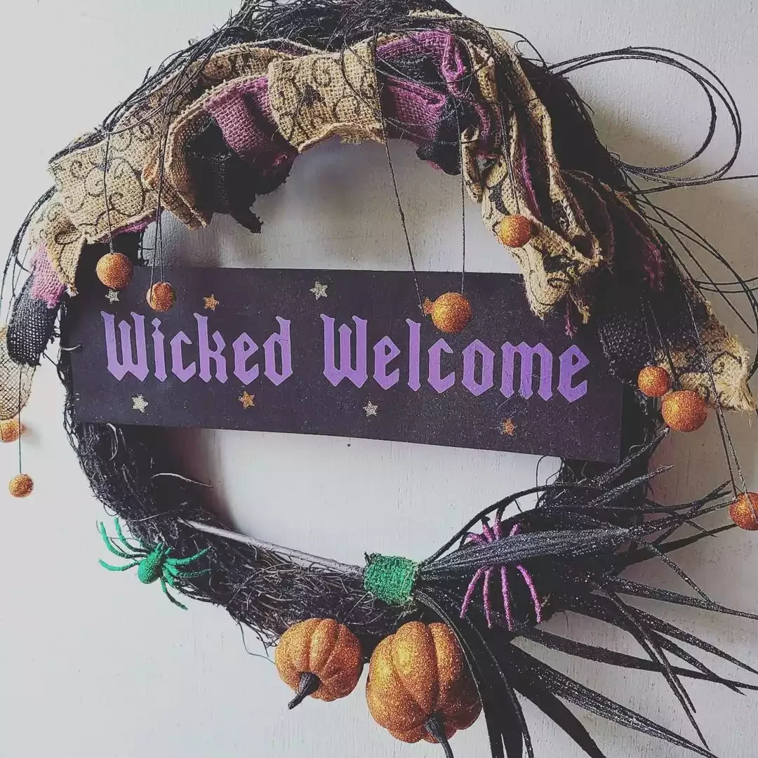 45 Spooktacular Halloween Wreath Ideas That Will Make Your Front Door the Neighborhood's Favorite Stop 39 Wizardly Halloween Wreath