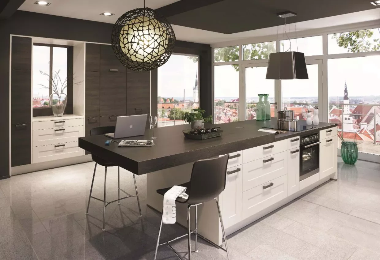 10 Stunning Kitchens That Prove Laminate Countertops Can Look Absolutely Amazing 11 Wood Grain Laminate