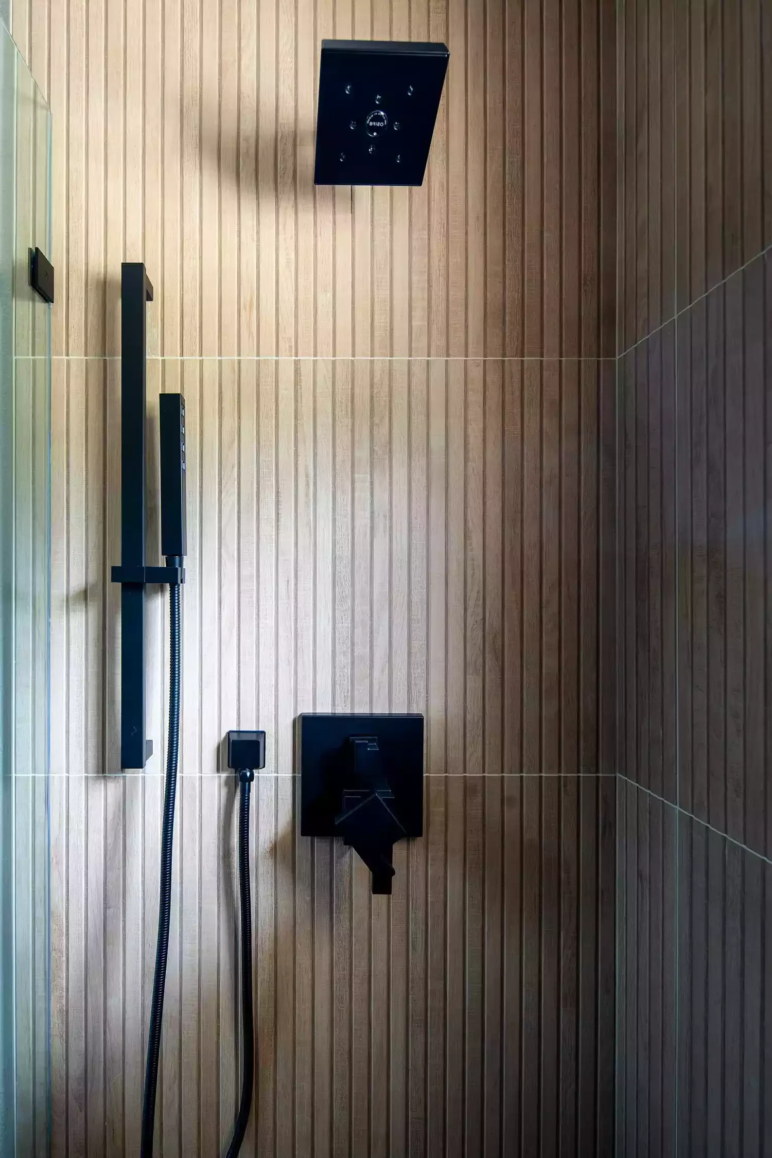 33 Japandi Bathroom Ideas for Ultimate Zen Transformation Wood-Look Shower Tiles