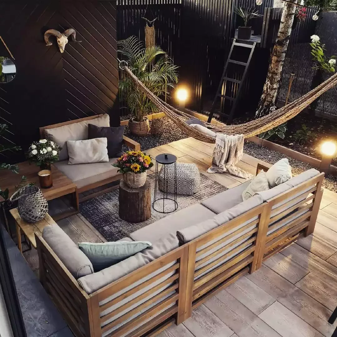 28 Budget-Friendly Privacy Fence Solutions That Transform Your Outdoor Space Wood Privacy Walls