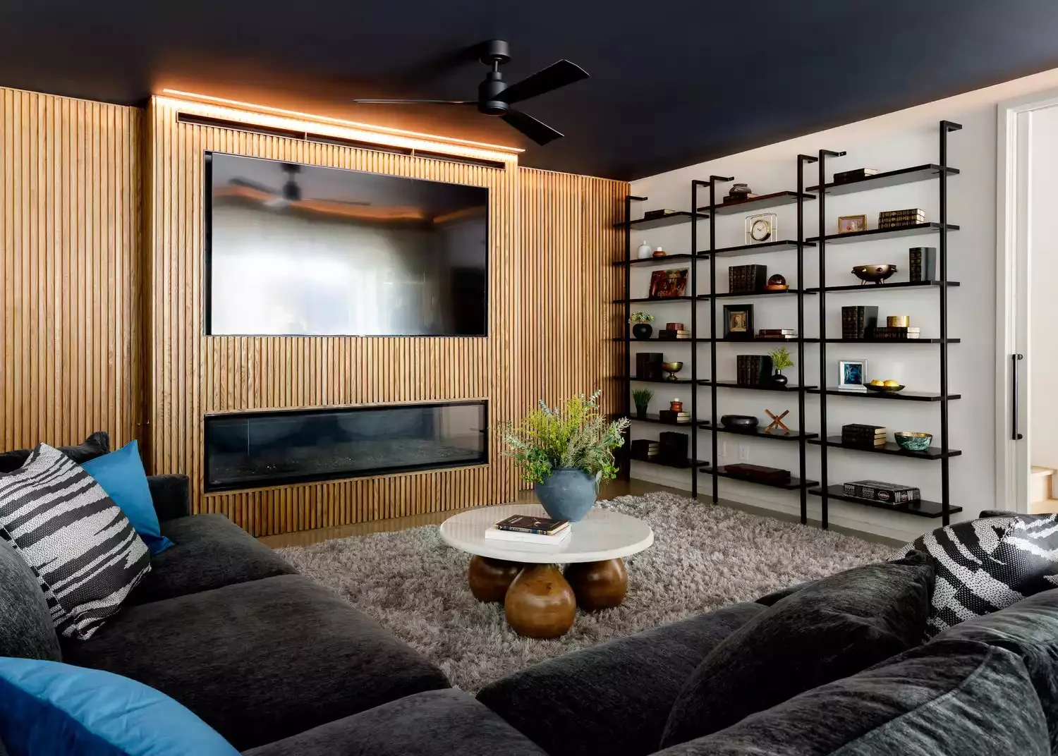 19 Stunning Ways to Make Modern Design Feel Warm and Inviting in Your Home 16 Wood Slat Accent Walls
