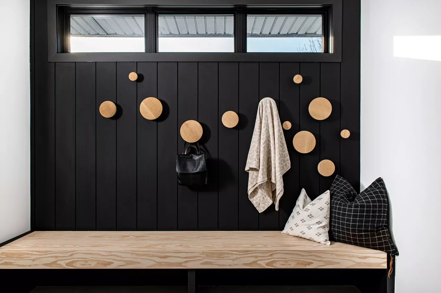 51 Cozy Farmhouse Wall Decorating Ideas That'll Transform Your Space 33 Wooden Coat Hooks