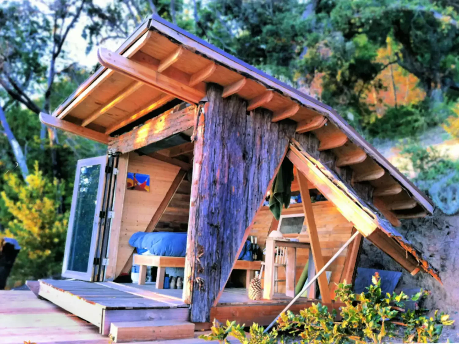 21 Inviting Guest House and Cottage Designs That Welcome Everyone 9 Wooden Hawk House