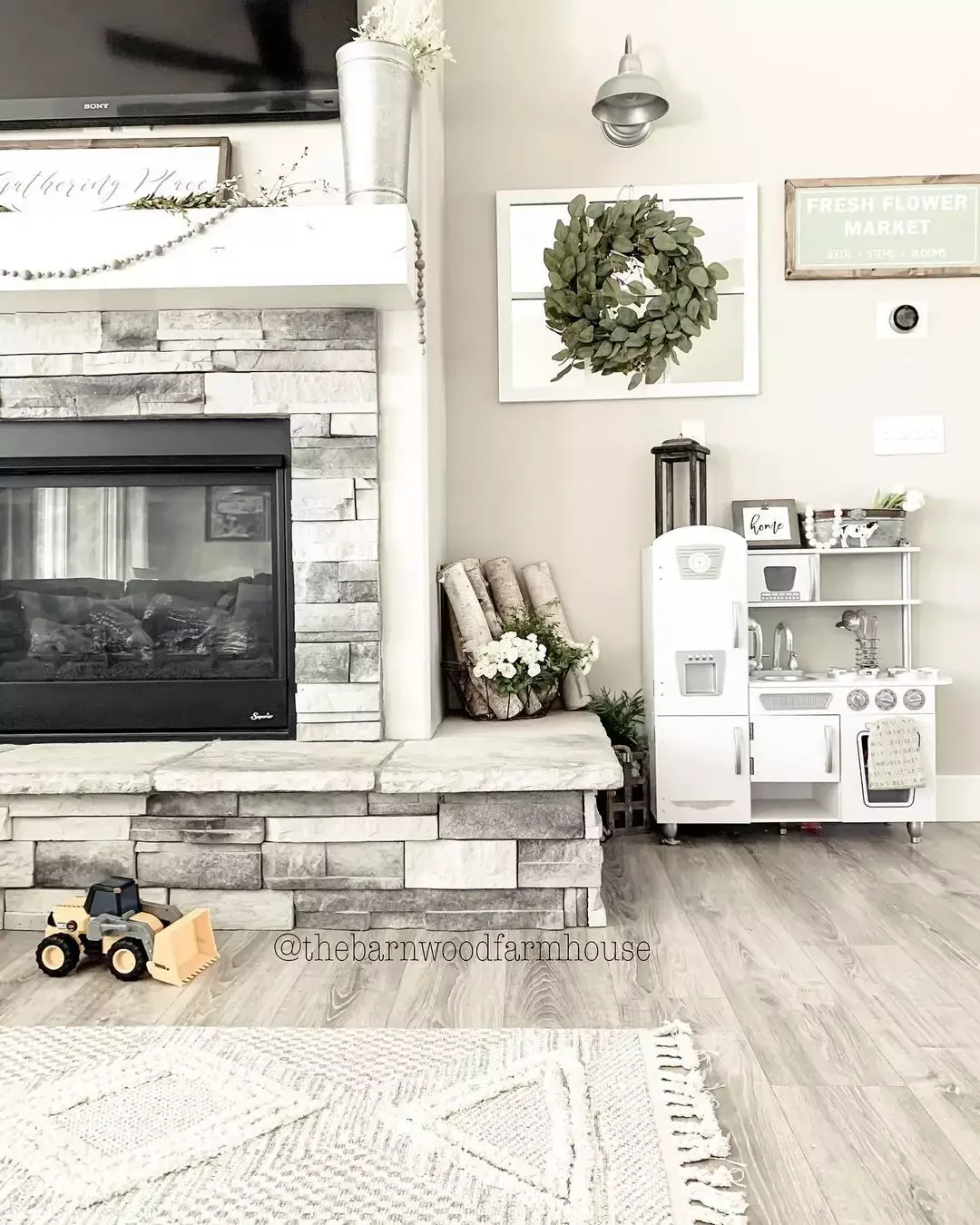 33 Cozy Farmhouse Fireplace Styling Ideas That Transform Your Living Space 25 Work Around the TV