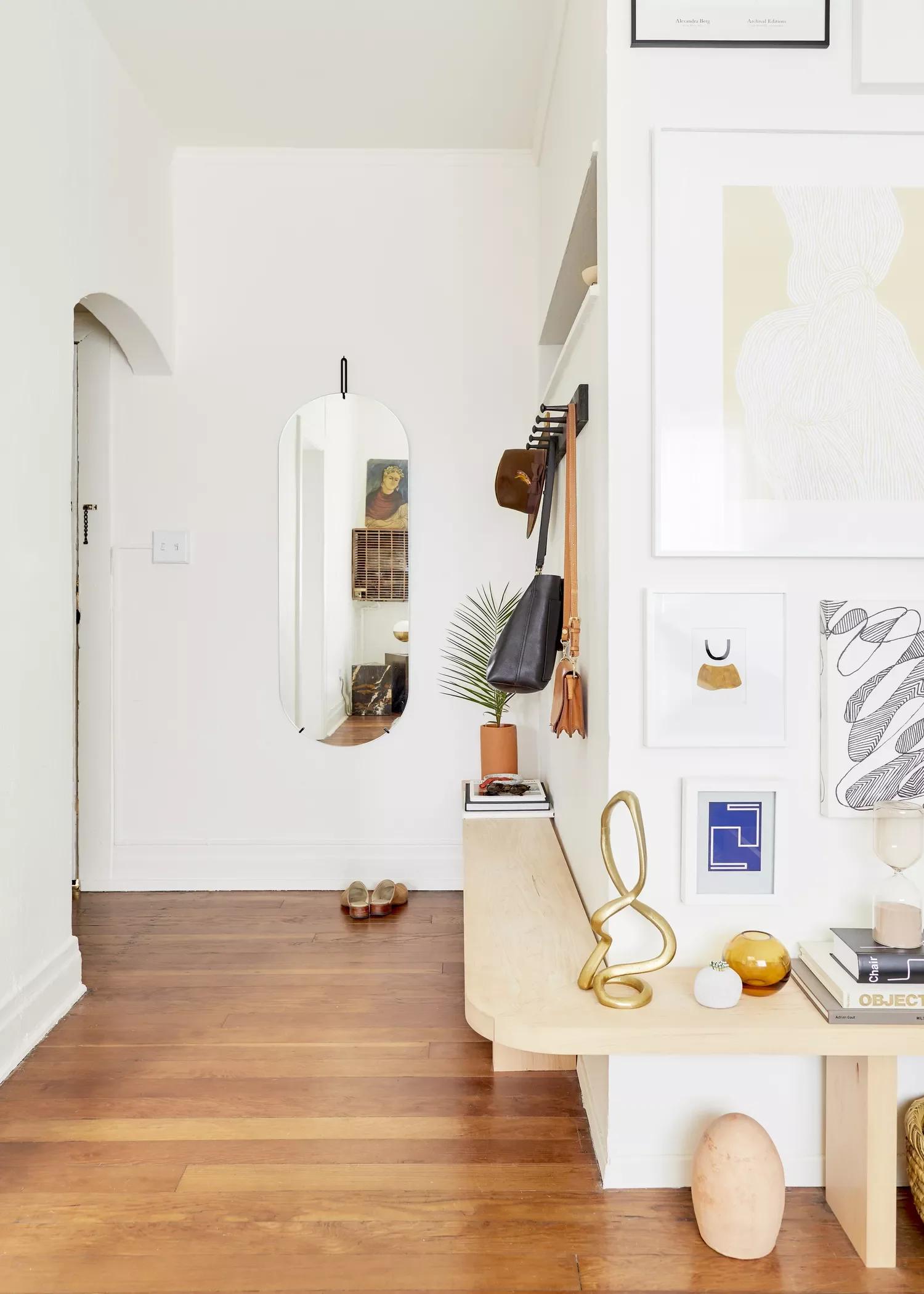 28 Welcoming Entryway Bench Ideas That'll Transform Your Home's First Impression 11 Wrap-Around Bench