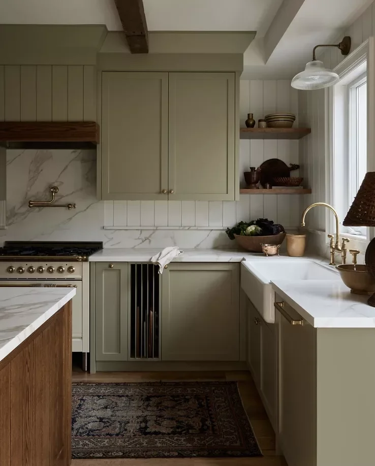 30 Charming Rustic Kitchen Designs That Will Steal Your Heart 4 Wrap the Hood